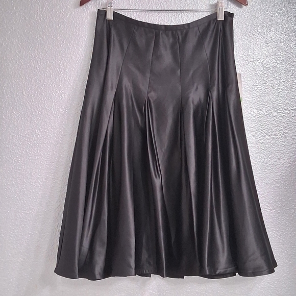 NWT J.R. Nites Black Pleated Formal Midi Skirt   Size 8P - Picture 10 of 14